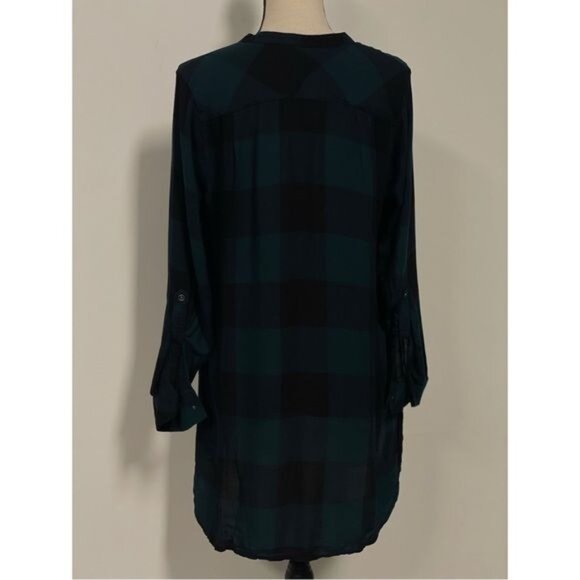 Rock & Republic Plaid 1/4 Button Tunic Length Top Green & Black Size M - Picture 3 of 3